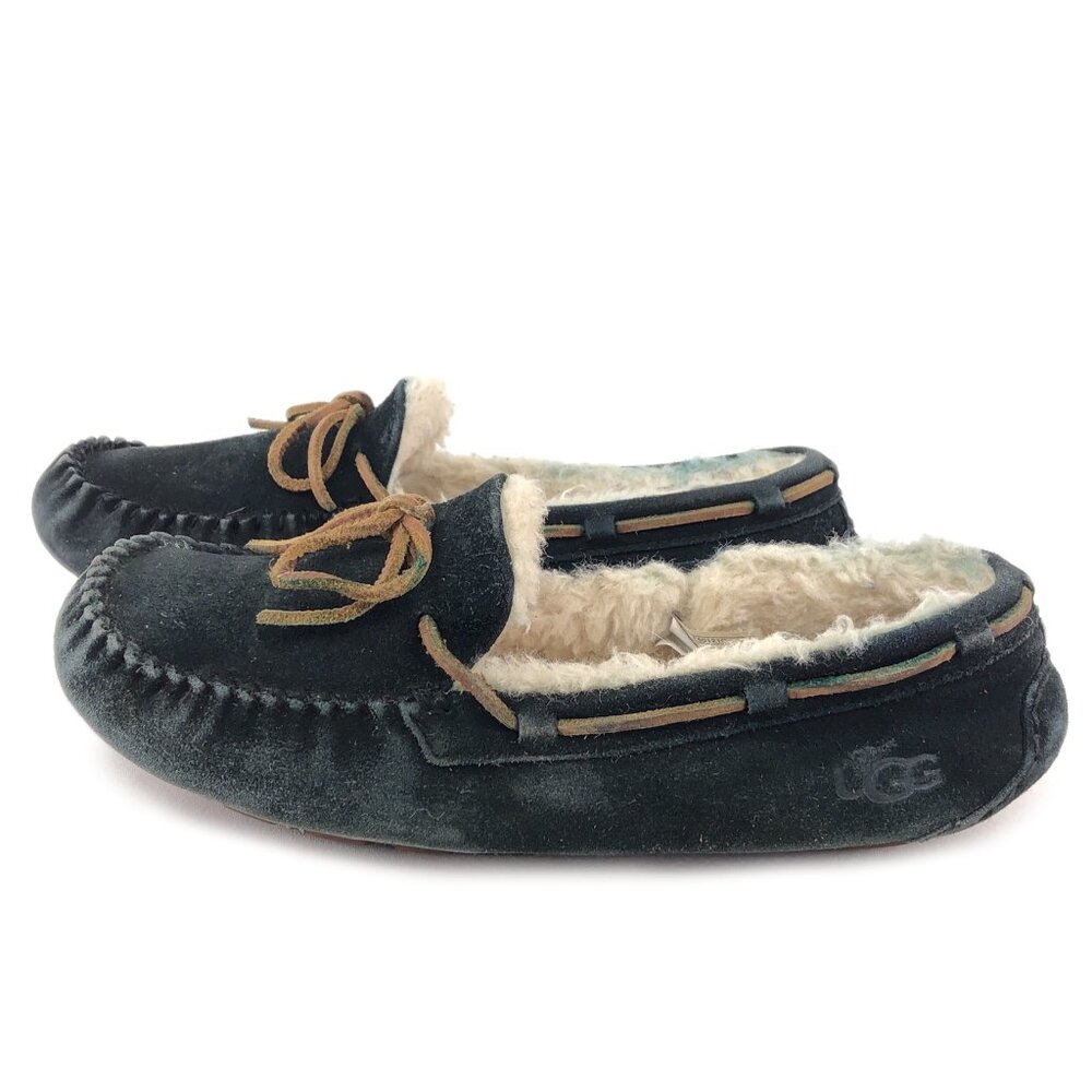 UGG Dakota Winter Moccasin Slippers 10 - Picture 2 of 16